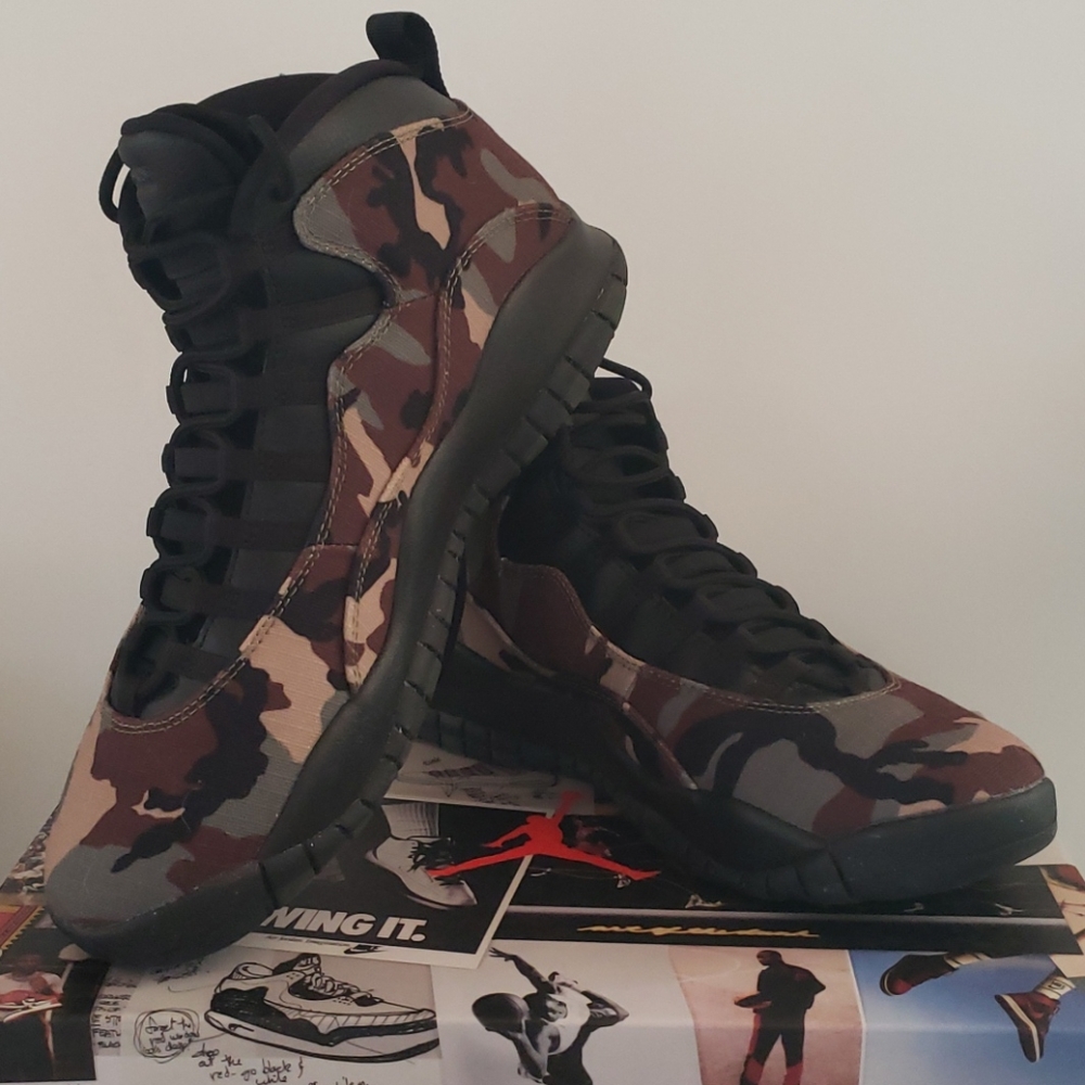 Mens Jordan's retro